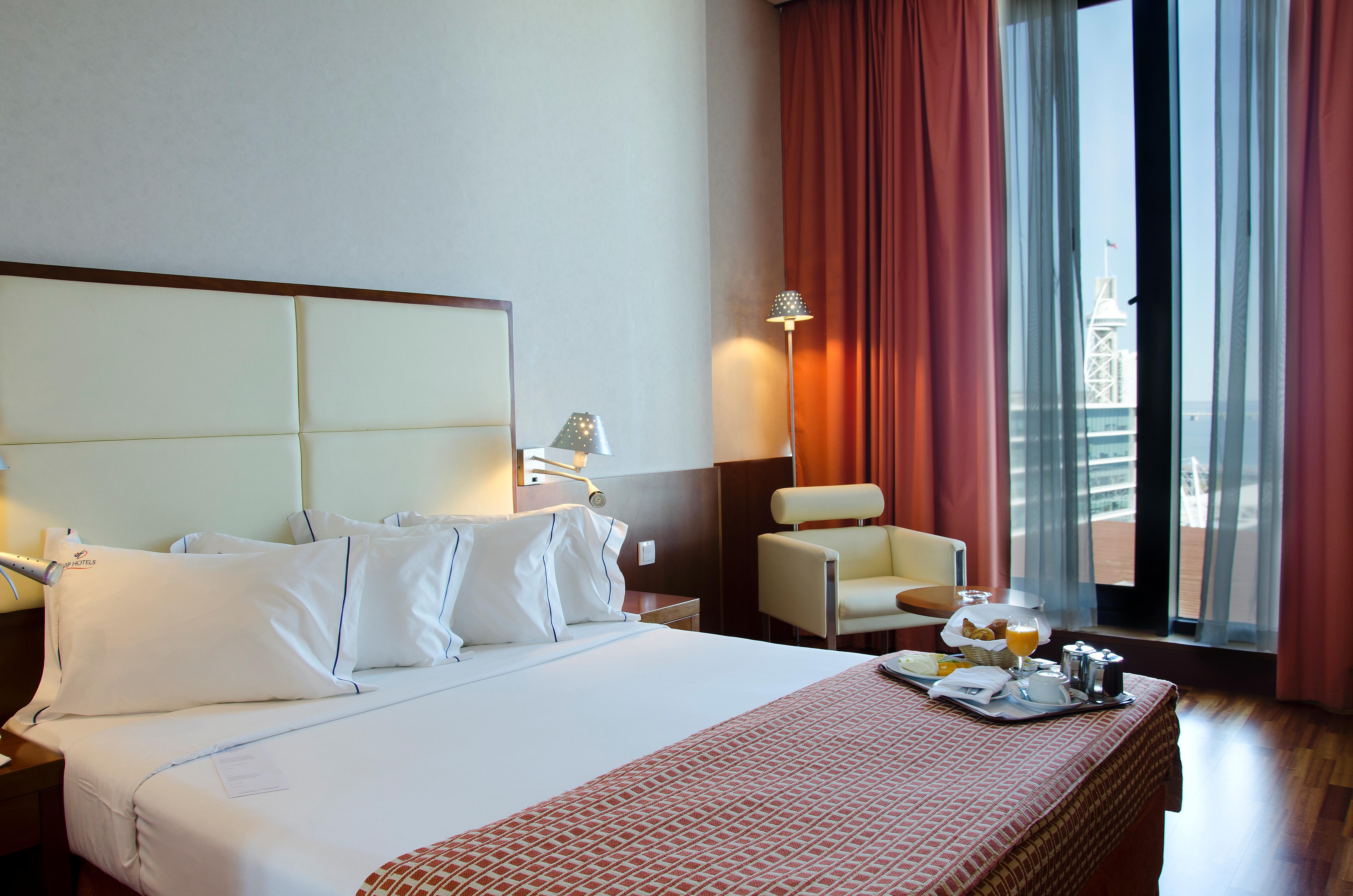 Vip Executive Arts Hotel 4*