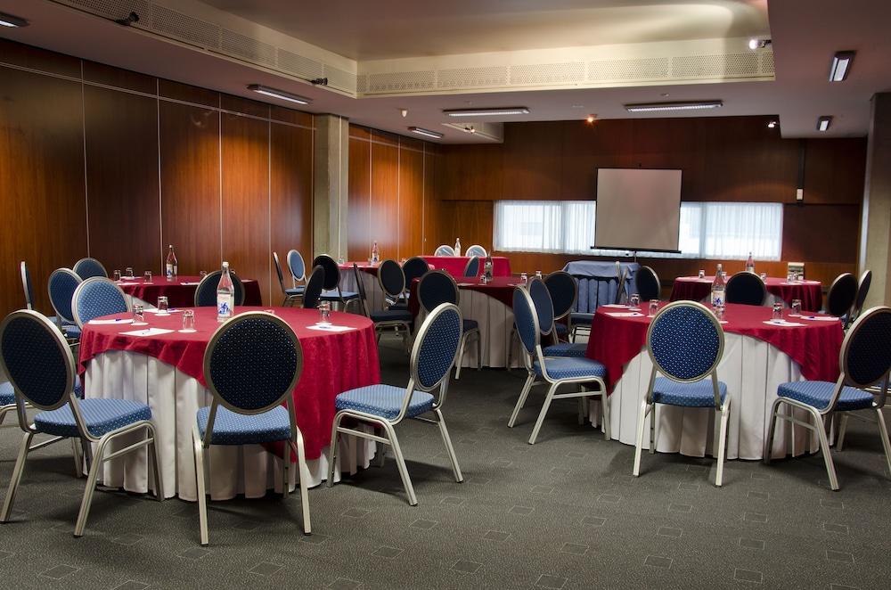 Vip Executive Arts